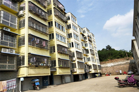 城光大家园3室2厅2卫128m2